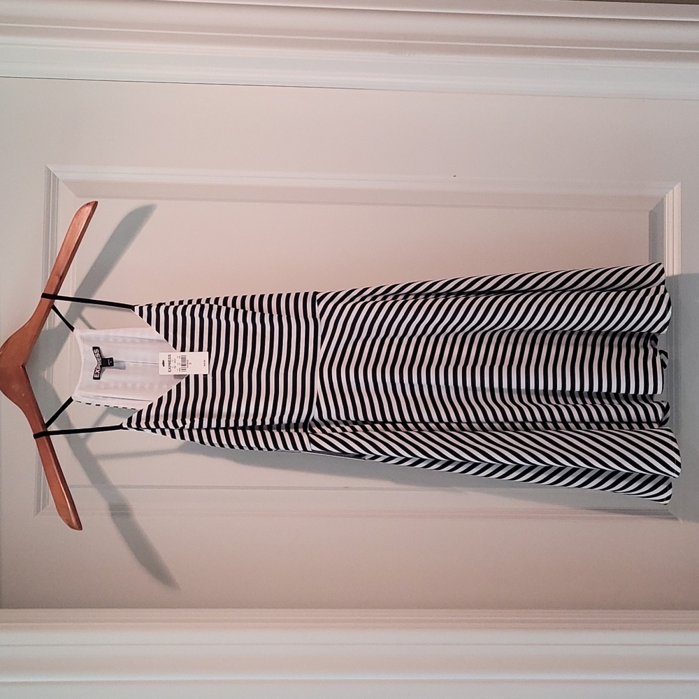 Express Dress- Black & White Strips, size 2